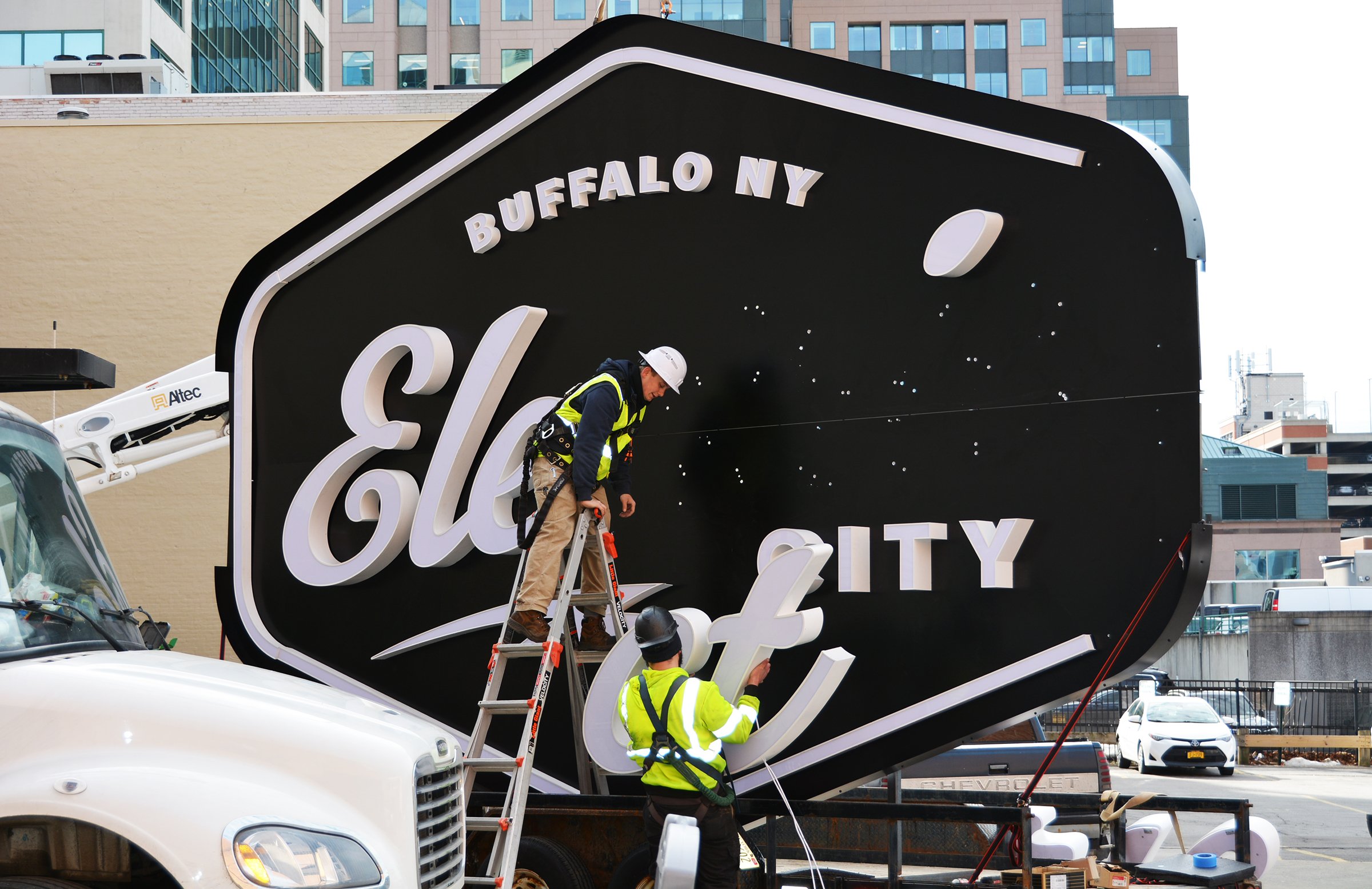 Electric City - 3D Sign Assembly On Site