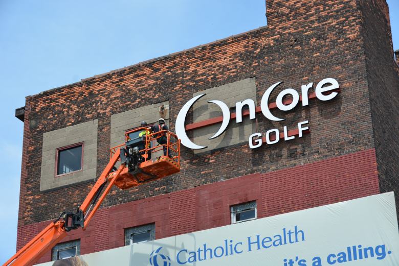 OnCore Golf-Signage 