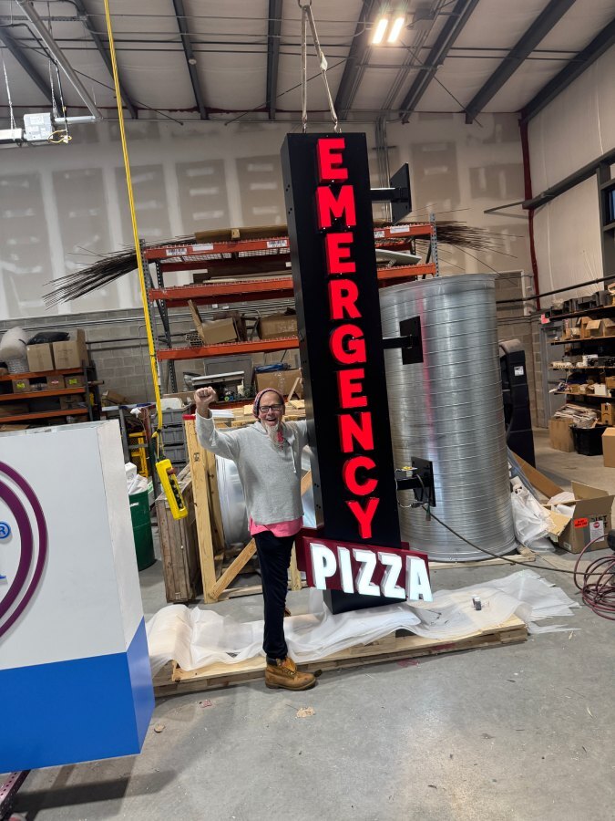emergency-pizza-Sign-with-owner