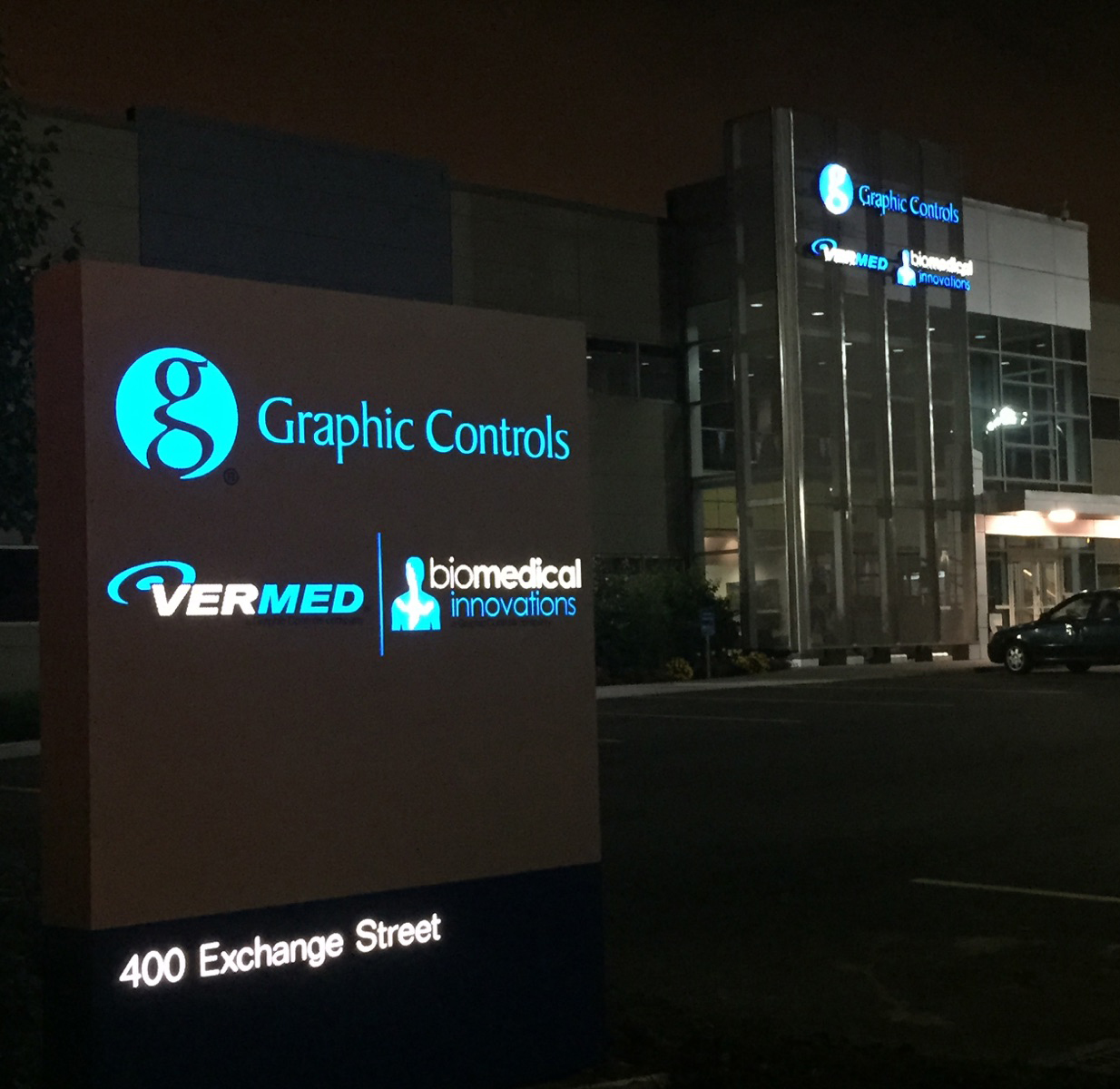 Graphic Controls - Channel Letter Sign edit