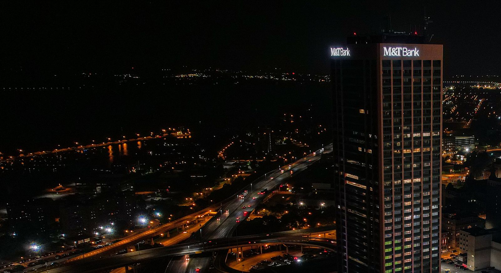 M&T Bank - Seneca OneE