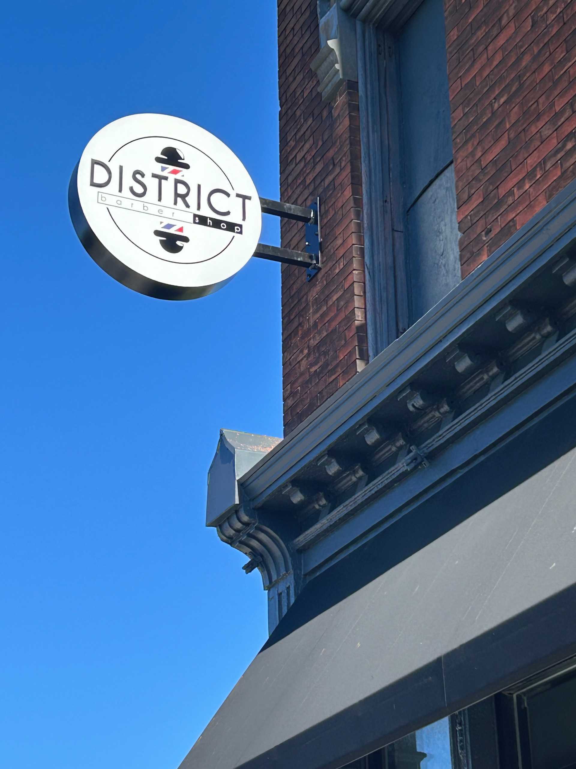 What Business Signs Should Do